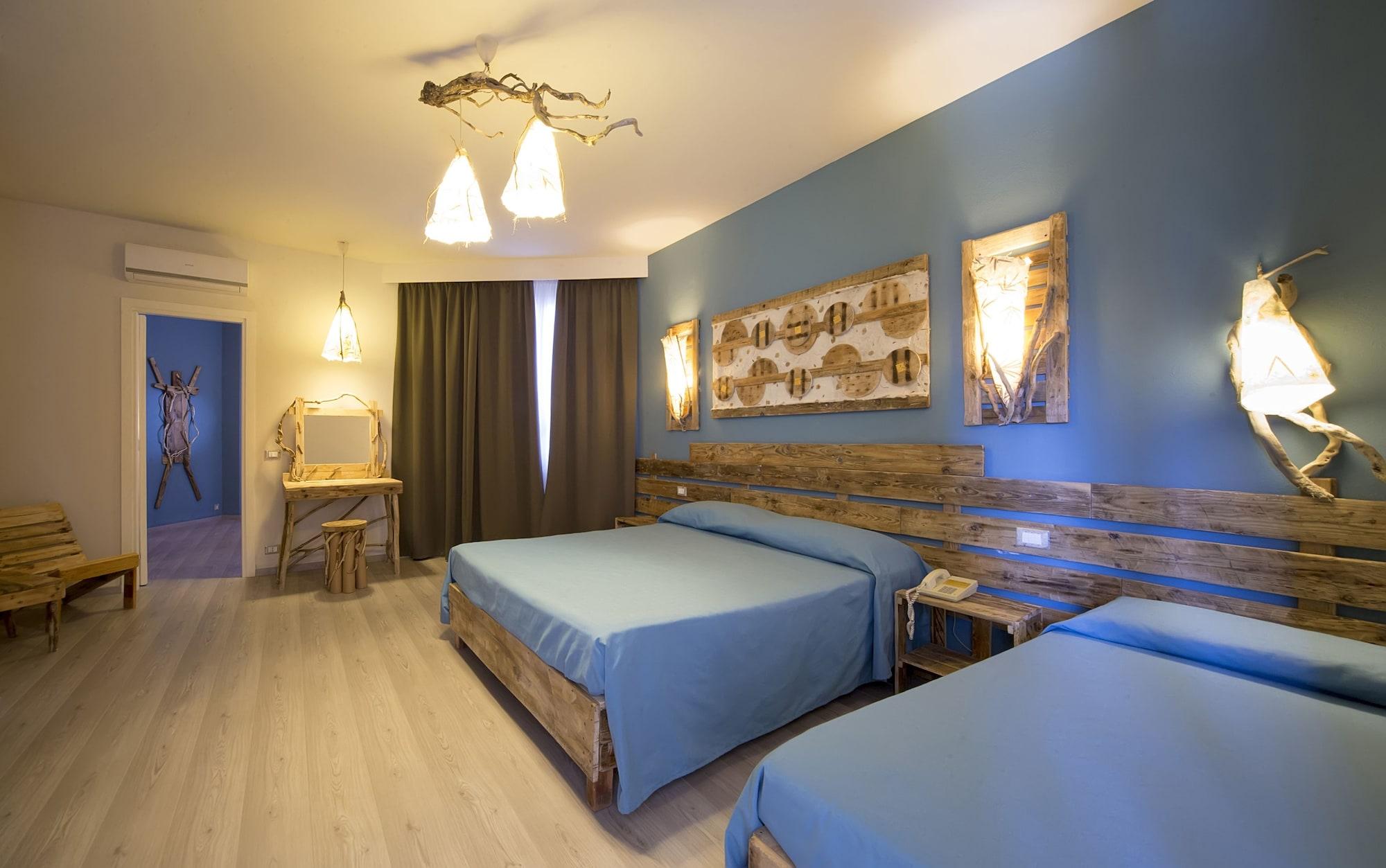 Hotel Tirreno Ериче Екстер'єр фото