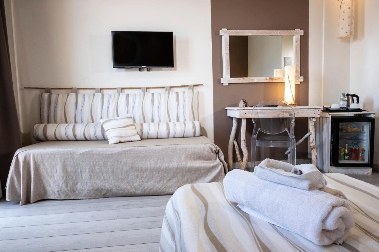 Hotel Tirreno Ериче Екстер'єр фото