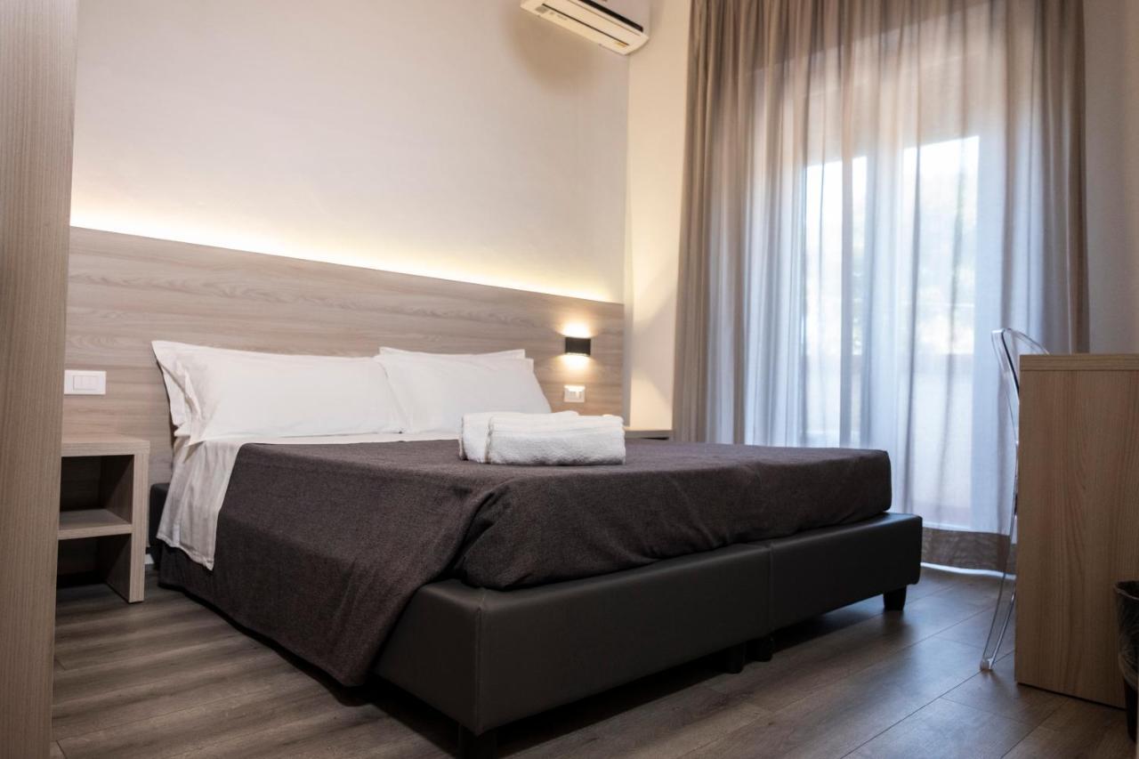 Hotel Tirreno Ериче Екстер'єр фото