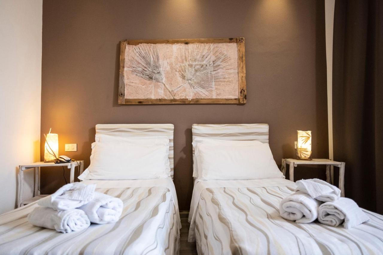 Hotel Tirreno Ериче Екстер'єр фото